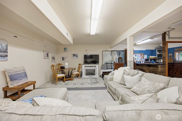 49487 Concrete Sauk Valley Rd, Concrete, WA 98237