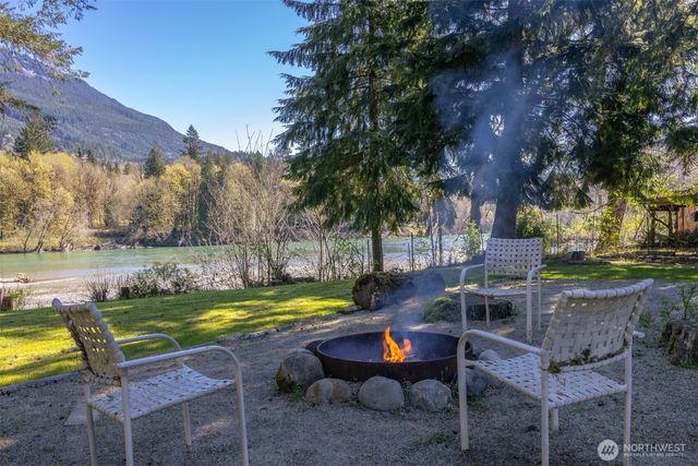 49487 Concrete Sauk Valley Rd, Concrete, WA 98237