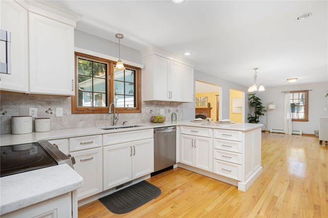 86 Wickham Road, North Kingstown, RI 02852