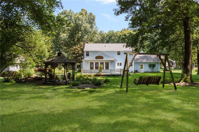 86 Wickham Road, North Kingstown, RI 02852