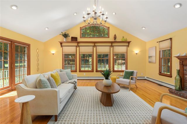 86 Wickham Road, North Kingstown, RI 02852