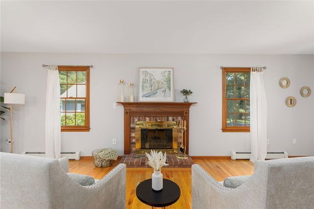 86 Wickham Road, North Kingstown, RI 02852