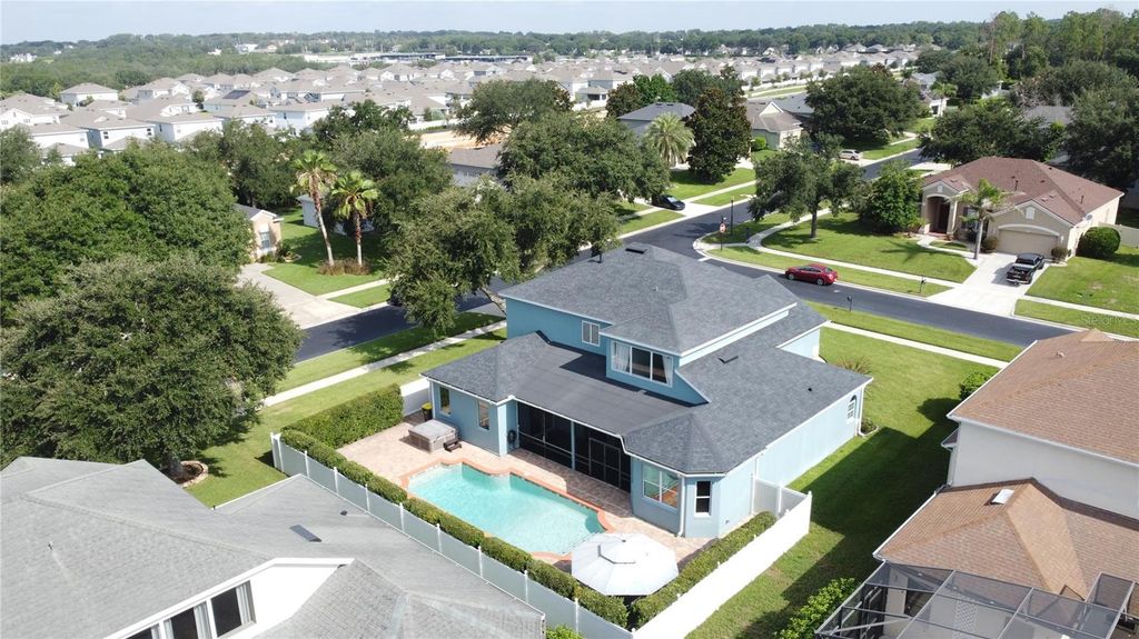 Image 46 of property listing at 2705 KNIGHTSBRIDGE ROAD, Clermont, FL 34711