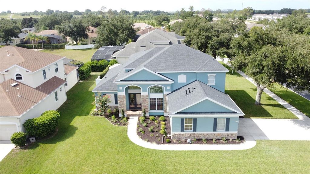 Image 50 of property listing at 2705 KNIGHTSBRIDGE ROAD, Clermont, FL 34711