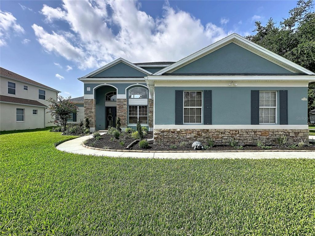 Image 51 of property listing at 2705 KNIGHTSBRIDGE ROAD, Clermont, FL 34711