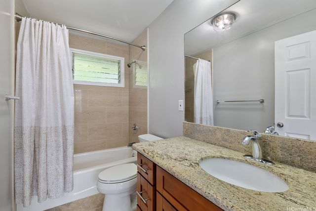 2182 Makanani Drive, Honolulu, HI 96817