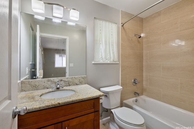 2182 Makanani Drive, Honolulu, HI 96817