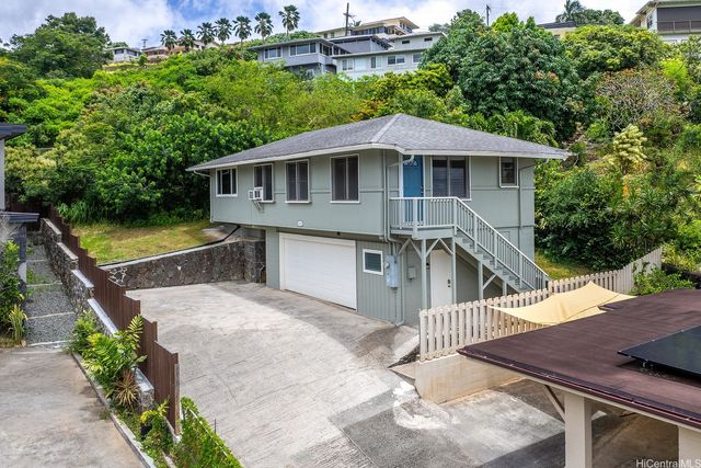 2182 Makanani Drive, Honolulu, HI 96817