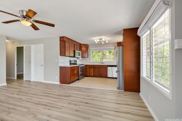 2182 Makanani Drive, Honolulu, HI 96817