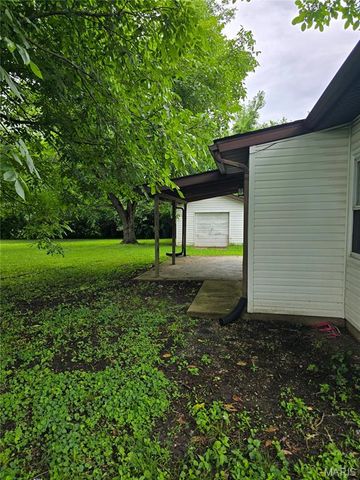 1301 Saint Zita Lane, Cahokia, IL 62206