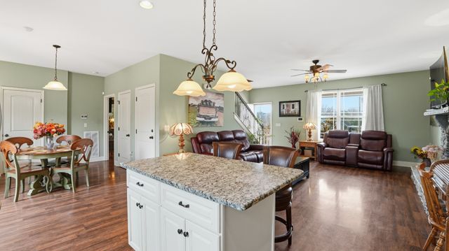 713 Washington Dr, Lebanon, TN 37087