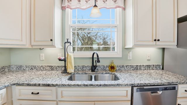 713 Washington Dr, Lebanon, TN 37087