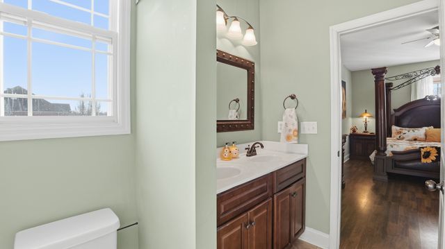 713 Washington Dr, Lebanon, TN 37087