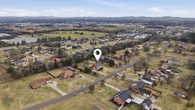 713 Washington Dr, Lebanon, TN 37087