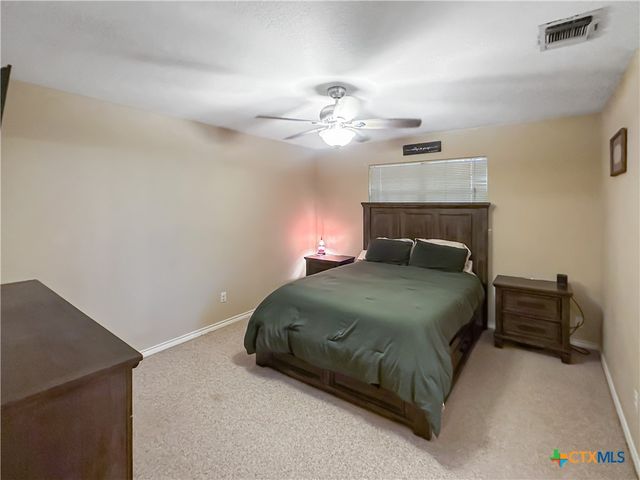 704 S Market Street, Flatonia, TX 78941