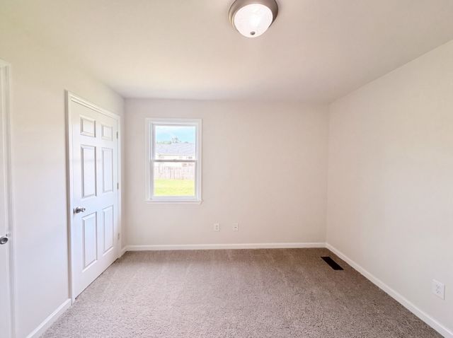 326 Gallop Ln, Springfield, TN 37172