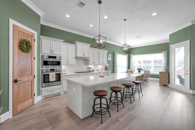 136 Sanderling Lane, Montgomery, TX 77316