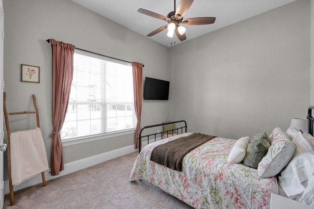 136 Sanderling Lane, Montgomery, TX 77316