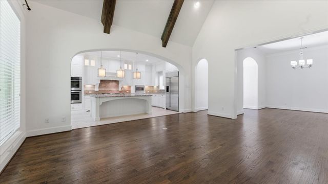 171 Del Monte Pines Drive, Montgomery, TX 77316