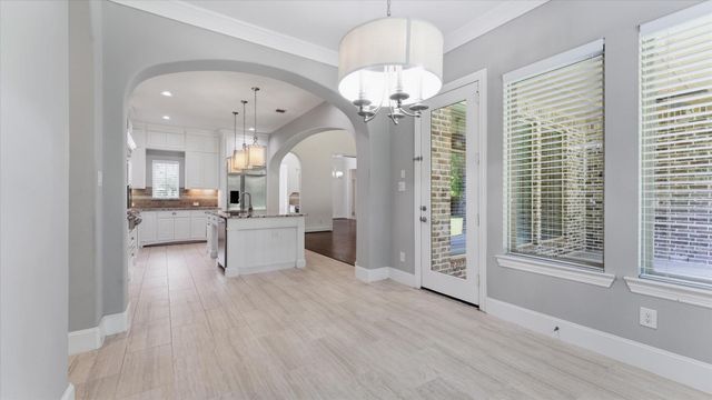 171 Del Monte Pines Drive, Montgomery, TX 77316