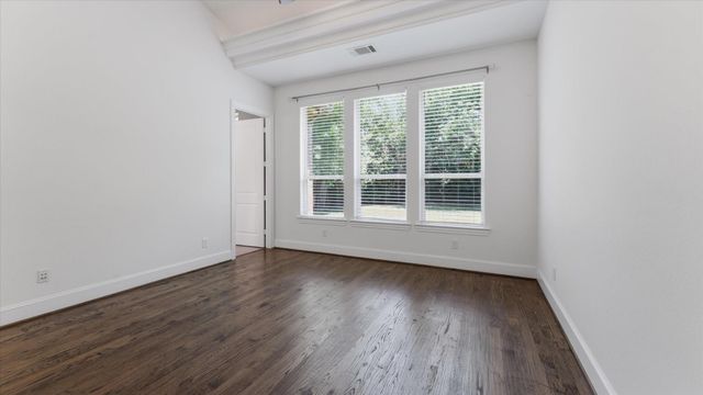 171 Del Monte Pines Drive, Montgomery, TX 77316