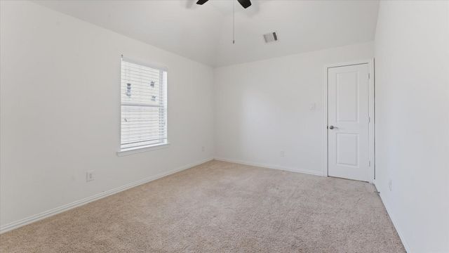 171 Del Monte Pines Drive, Montgomery, TX 77316