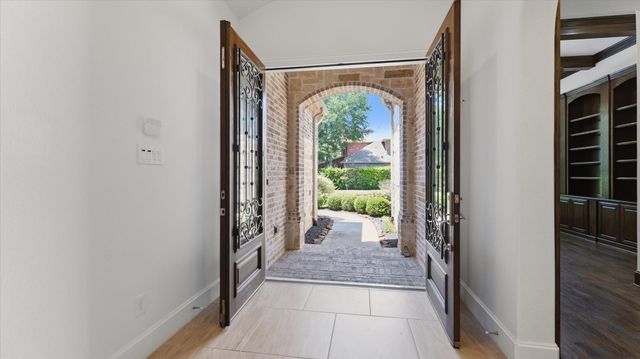171 Del Monte Pines Drive, Montgomery, TX 77316