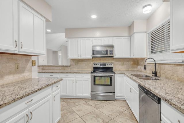 7431 Ridgeberry Drive, Houston, TX 77095