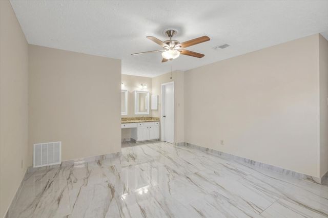 7431 Ridgeberry Drive, Houston, TX 77095