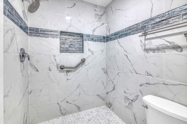 7431 Ridgeberry Drive, Houston, TX 77095