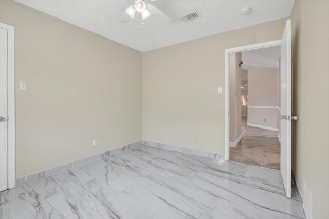 7431 Ridgeberry Drive, Houston, TX 77095
