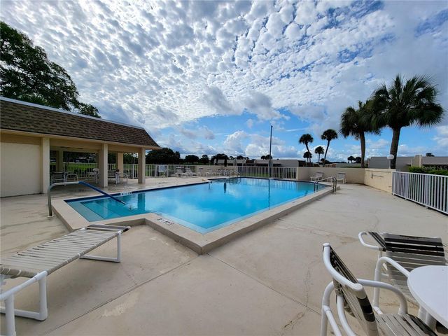 11203 PEMBRIDGE COURT 1, Port Richey, FL 34668