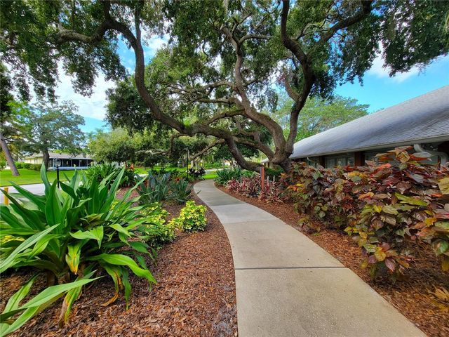 11203 PEMBRIDGE COURT 1, Port Richey, FL 34668