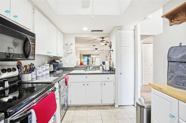 11203 PEMBRIDGE COURT 1, Port Richey, FL 34668