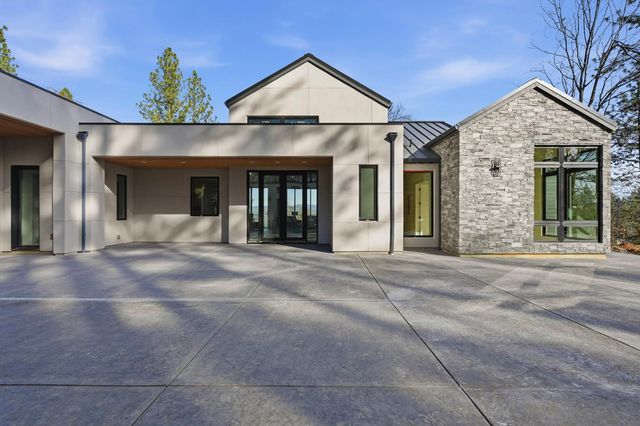 15050 Grand Knoll Dr, Meadow Vista, CA 95722