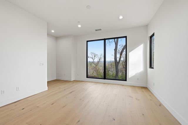 15050 Grand Knoll Dr, Meadow Vista, CA 95722