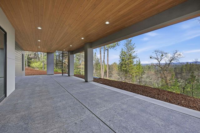 15050 Grand Knoll Dr, Meadow Vista, CA 95722