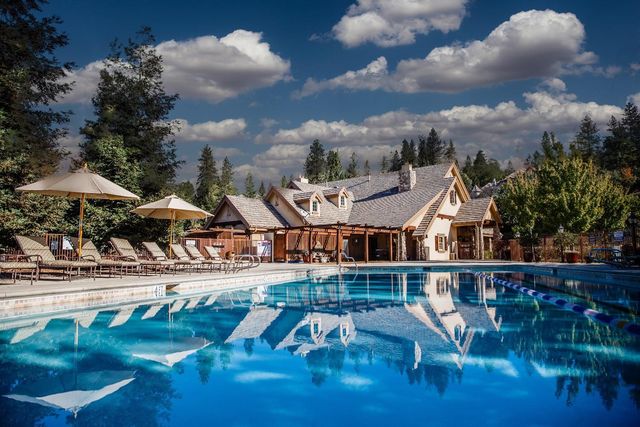 15050 Grand Knoll Dr, Meadow Vista, CA 95722