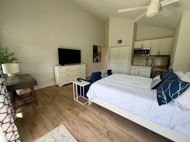 11863 Wimbledon Circle 536, Wellington, FL 33414