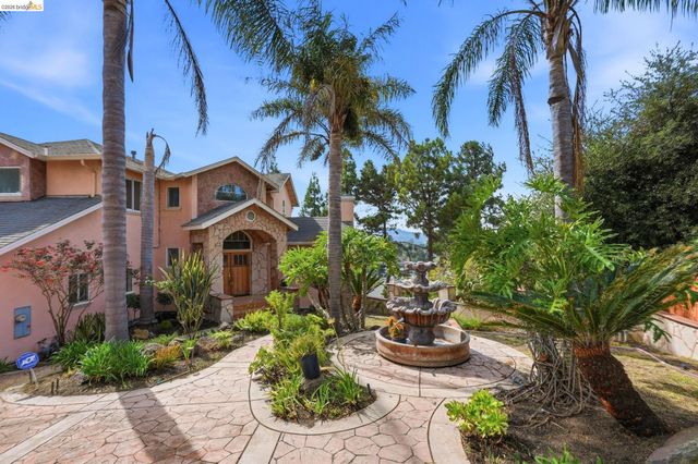 2008 Thompson Ln, El Sobrante, CA 94803