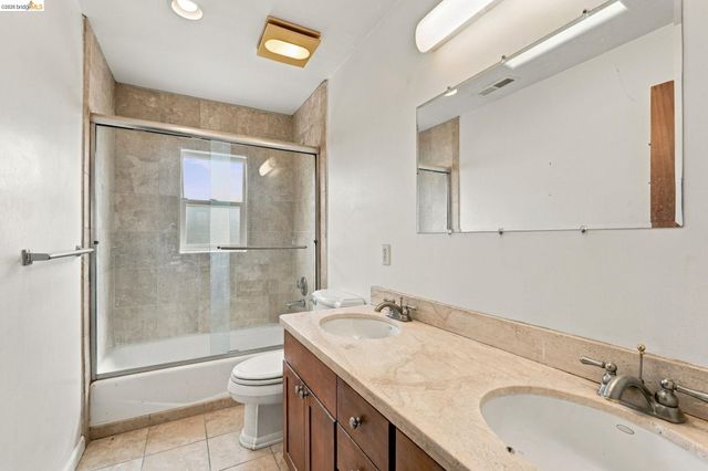 2008 Thompson Ln, El Sobrante, CA 94803