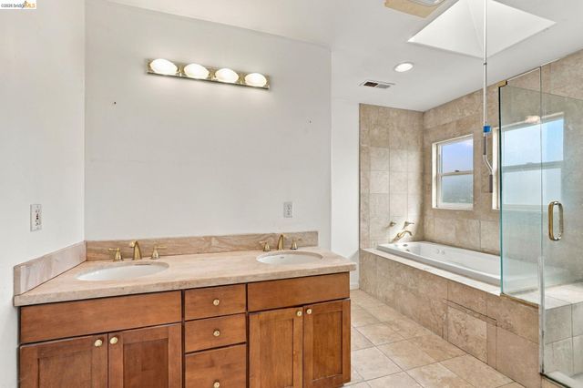 2008 Thompson Ln, El Sobrante, CA 94803