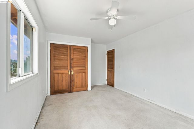 2008 Thompson Ln, El Sobrante, CA 94803