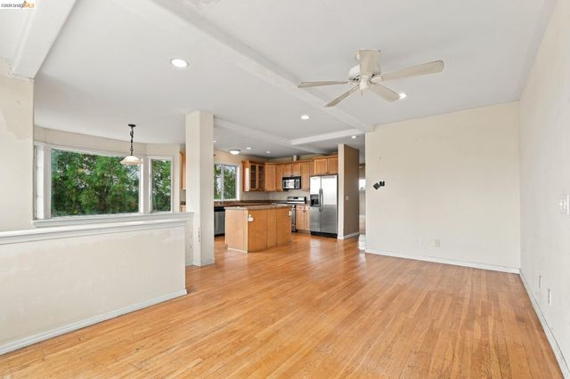 2008 Thompson Ln, El Sobrante, CA 94803