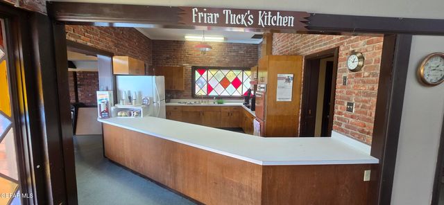 204 ALAN A DALE Lane, El Paso, TX 79924