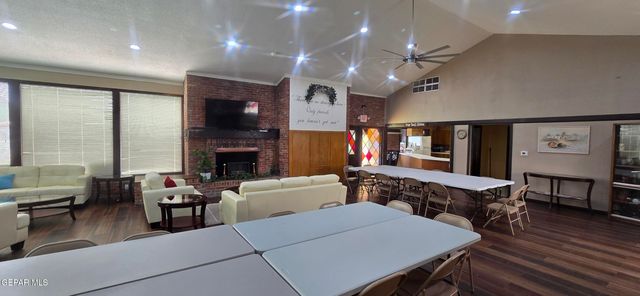 204 ALAN A DALE Lane, El Paso, TX 79924