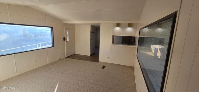 204 ALAN A DALE Lane, El Paso, TX 79924