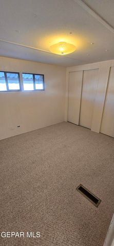 204 ALAN A DALE Lane, El Paso, TX 79924