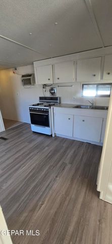 204 ALAN A DALE Lane, El Paso, TX 79924