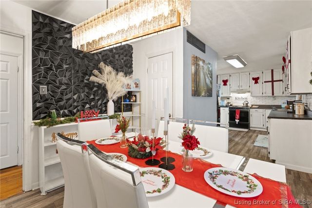 542 Kay Avenue, Sellersburg, IN 47172